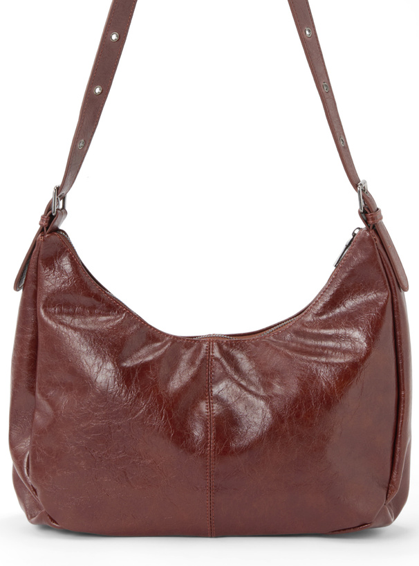 レザーラウンドショルダーバッグ