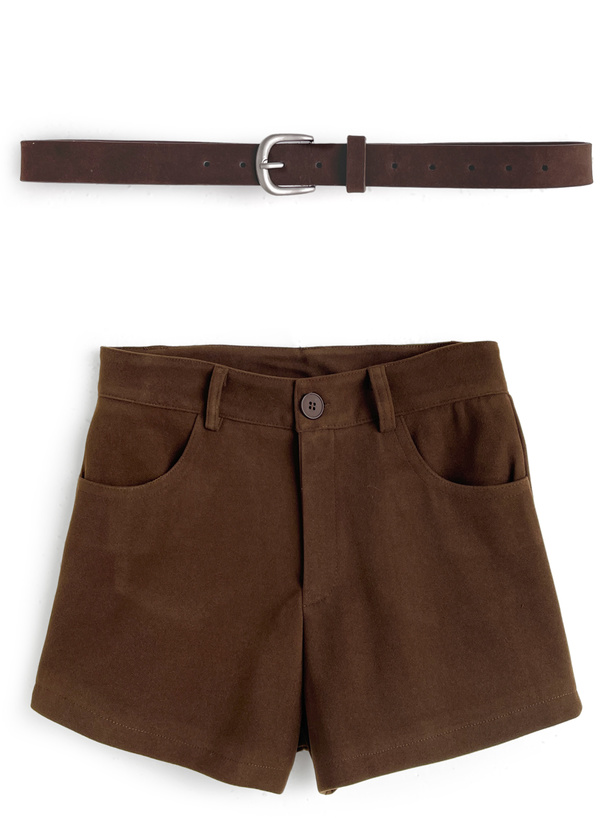 ベルト付きショートパンツ