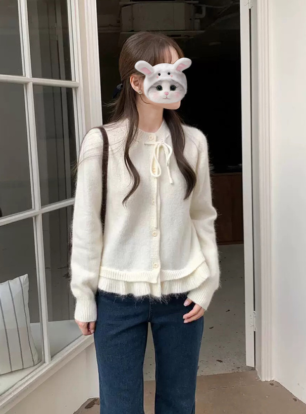 【今期新作】【新品未使用】アイレットフリルニットカーディガン DEICY（デイシー）の「アイレットフリルニットカーディガン