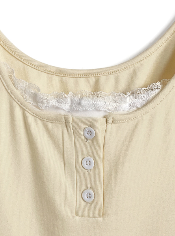 レースフリルレイヤード風タンクトップ