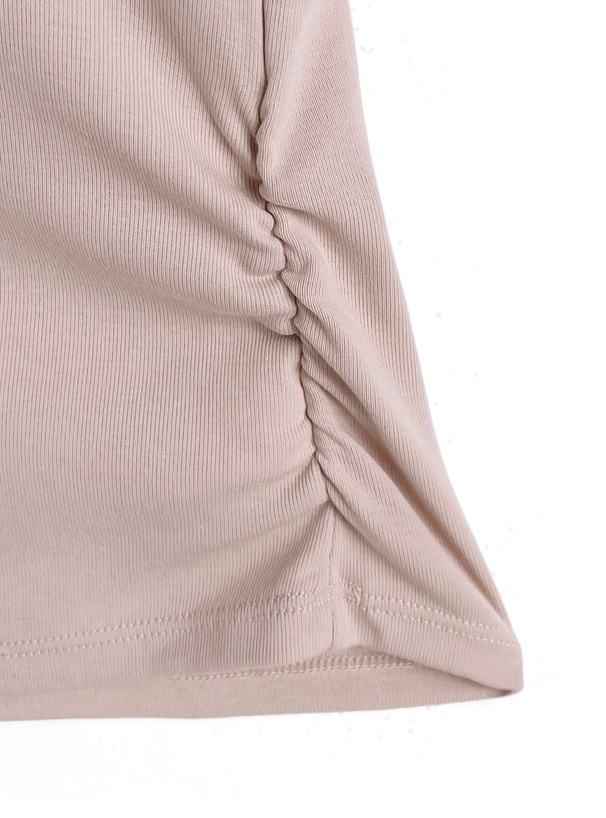 カップ付きレースキャミソール