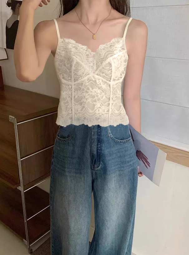 カップ付きフラワーレースキャミソール