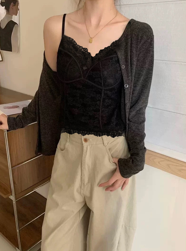 カップ付きフラワーレースキャミソール