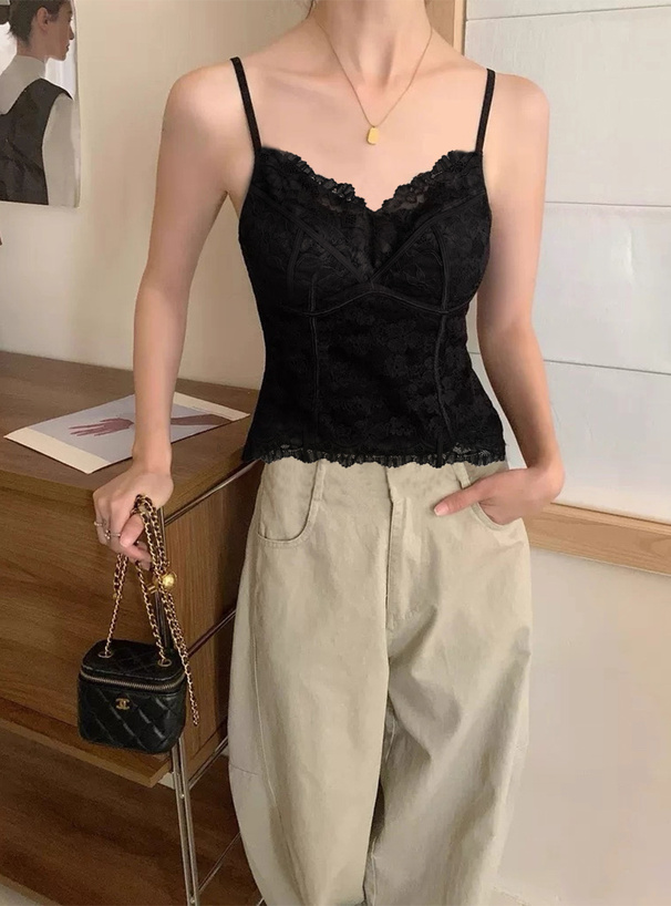 カップ付きフラワーレースキャミソール