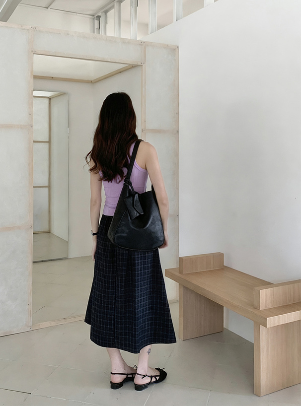 ポーチ付きレザーショルダーバッグ