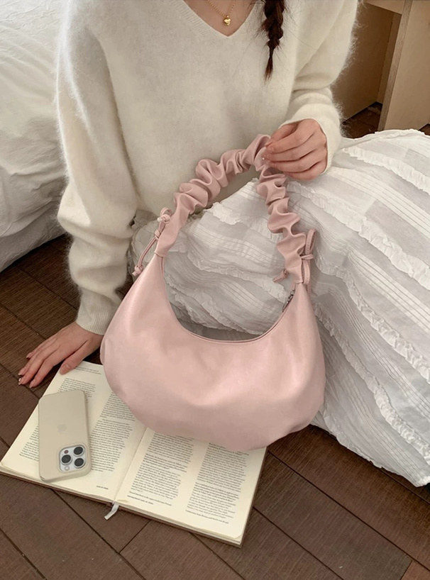 ギャザーハンドルレザーバッグ