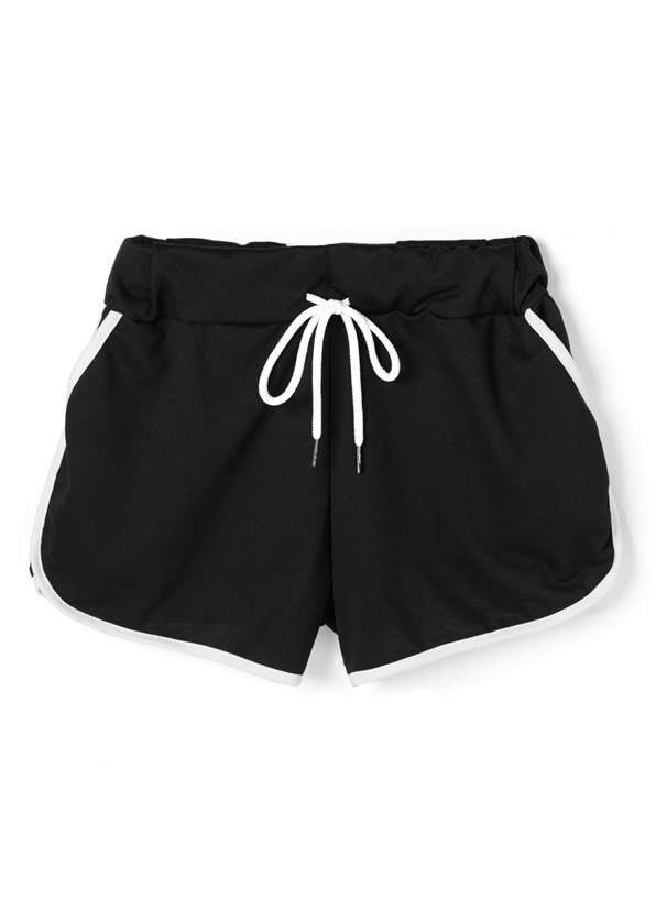 TシャツXサイドラインショートパンツセットアップ