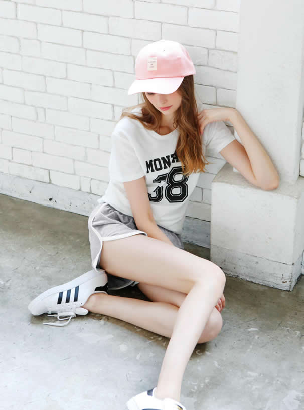 Tシャツ×ショートパンツセットアップ