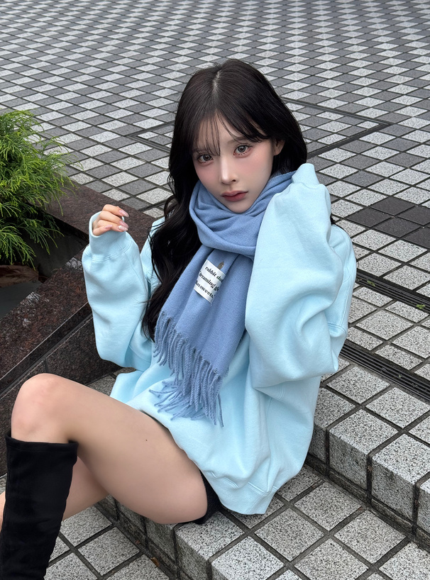 枕 MAC LAW ダウン マフラー(School Days) レア 1点物 枕 MAC LAW ダウン マフラー(School Days) レア 1点物