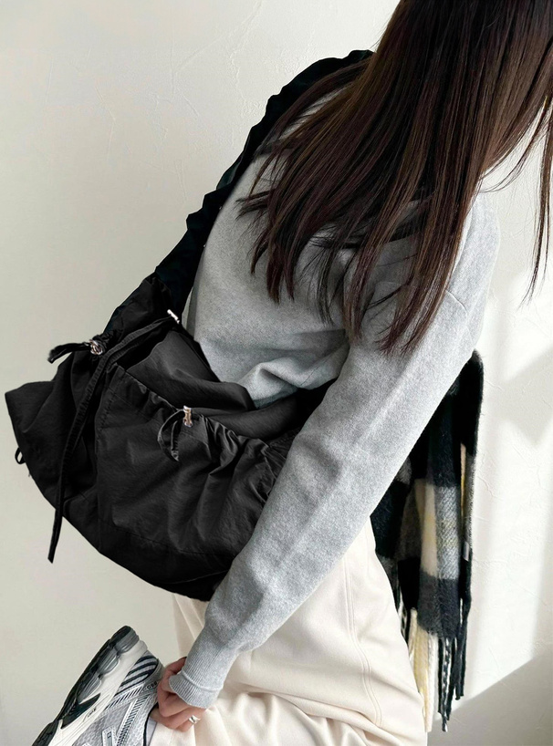 Chico ショルダーバッグ バッグ 「A4対応」ドロストBIG
