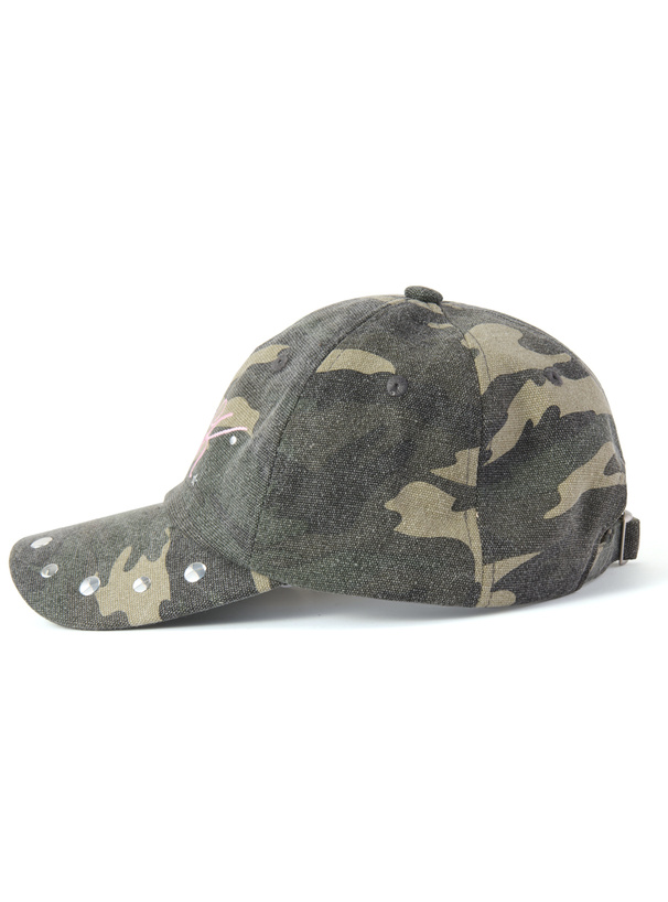 カモフラージュ柄ロゴ刺繍スタッズキャップ