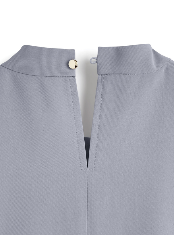 ボウタイゴールドバーブラウス