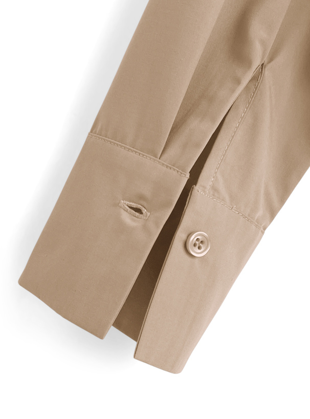 ティアードフリルトップス