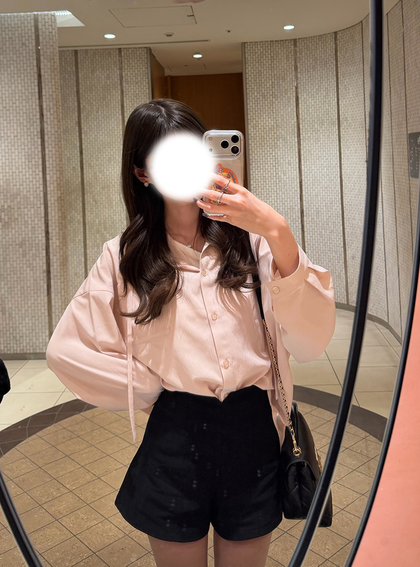 フード付きオーバーサイズシャツ