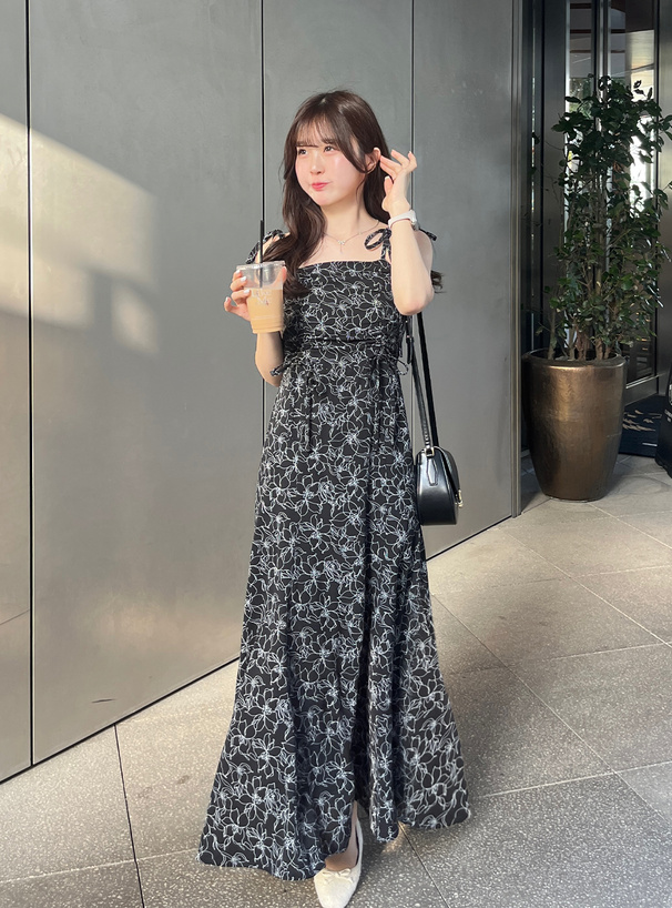 花柄ドロストリボンストラップキャミワンピース