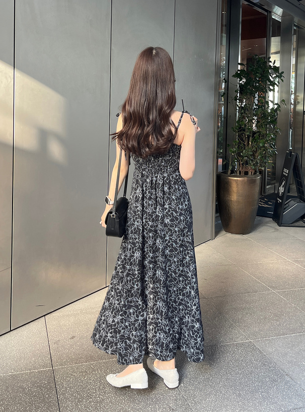 花柄ドロストリボンストラップキャミワンピース