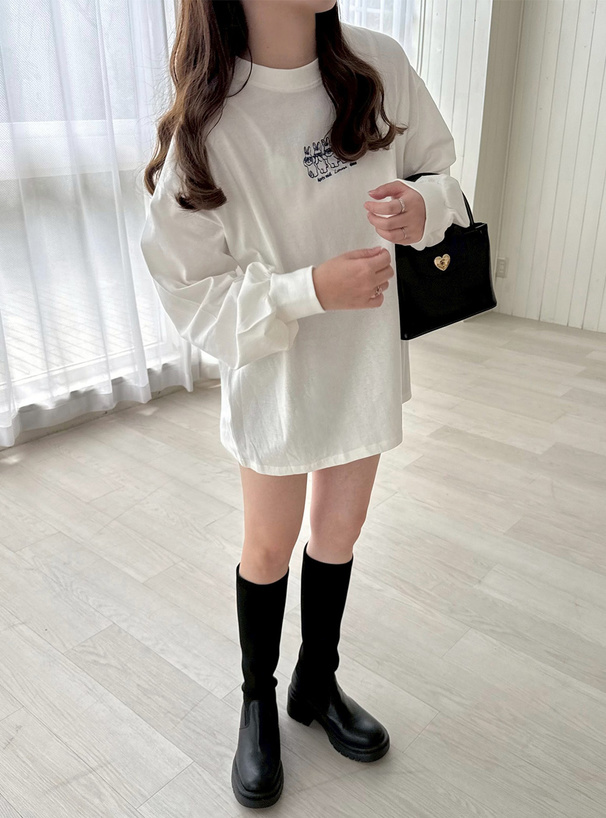 ラビット刺繍ロンT