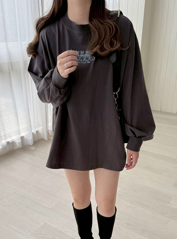 ラビット刺繍ロンT