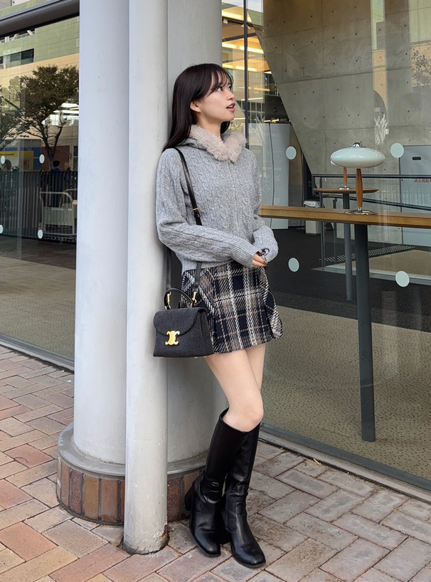 フードファーダブルジップケーブル編みニットパーカー