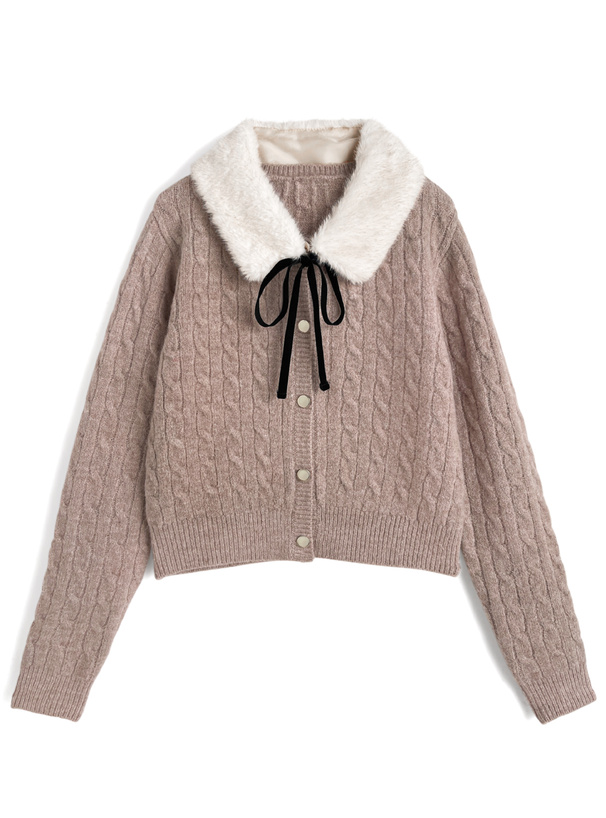ファーティペット付きケーブル編みニットカーディガン