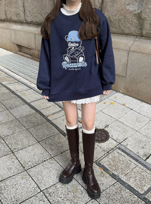 くま刺繍スウェットトップス