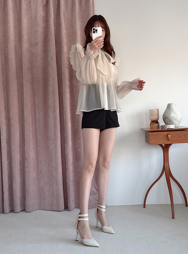 ダブルストラップパンプス