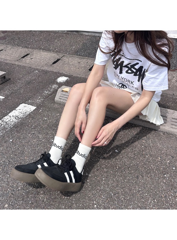 厚底ラインスニーカー