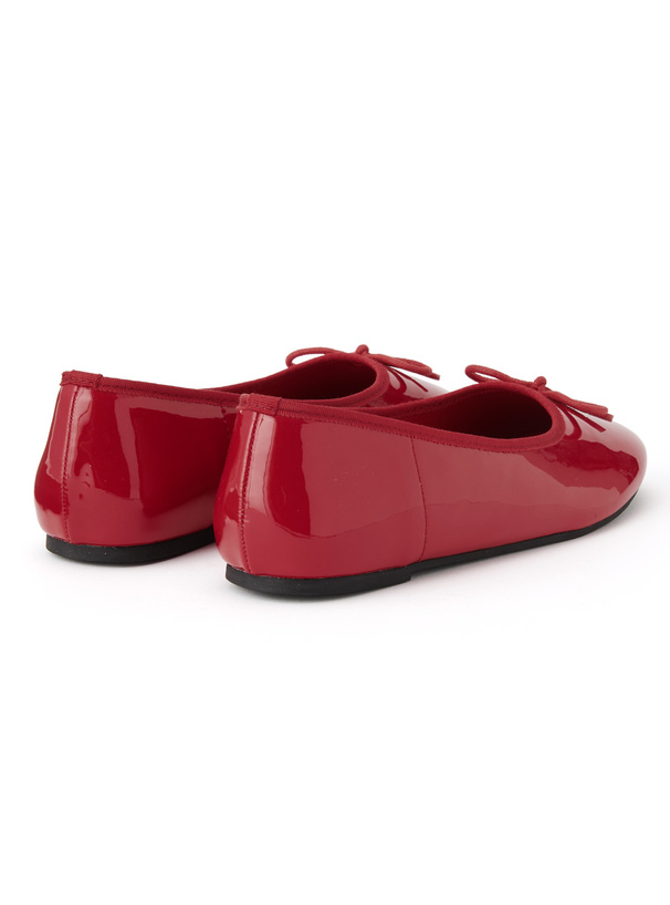 エナメルバレエシューズ