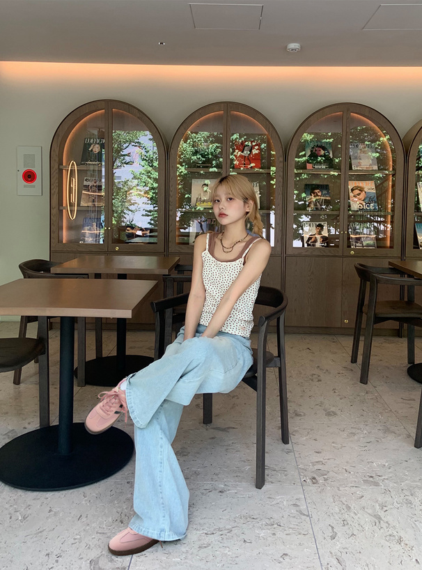 ダブルラインスニーカー