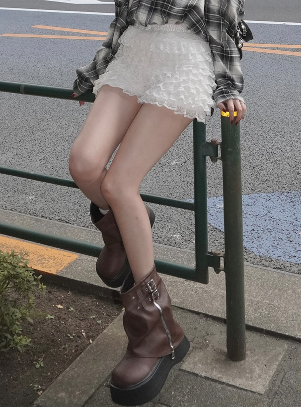 ダブルベルトレザーブーツ