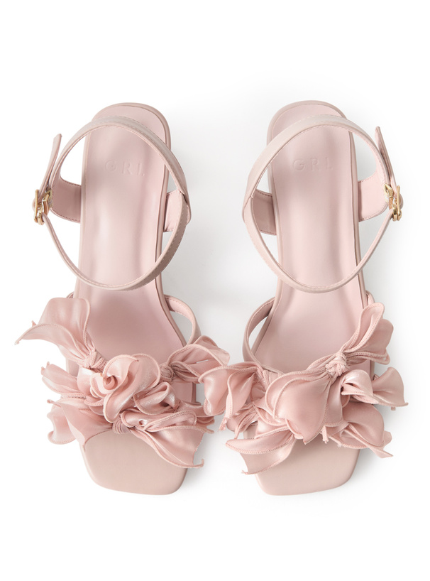 メニーリボンサンダル