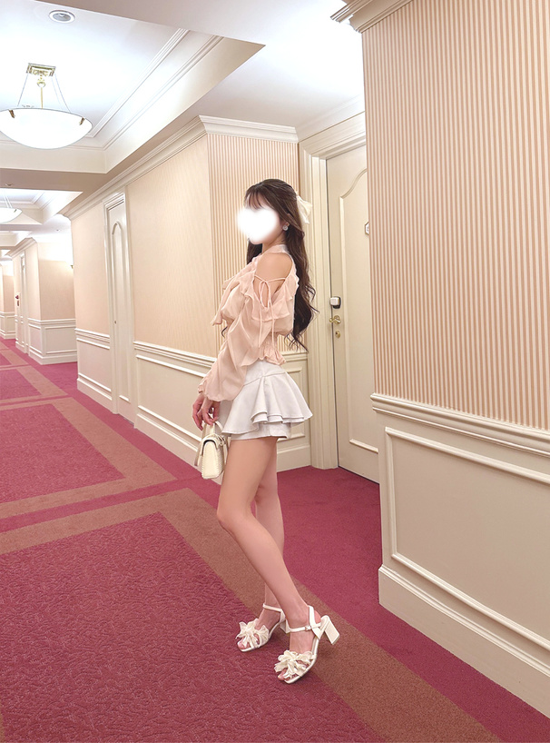 メニーリボンサンダル