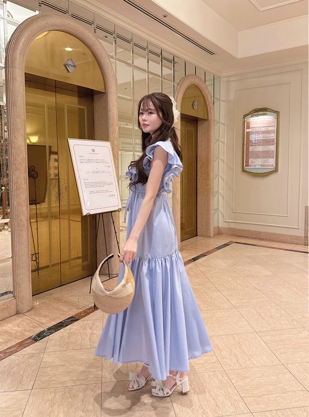 メニーリボンサンダル