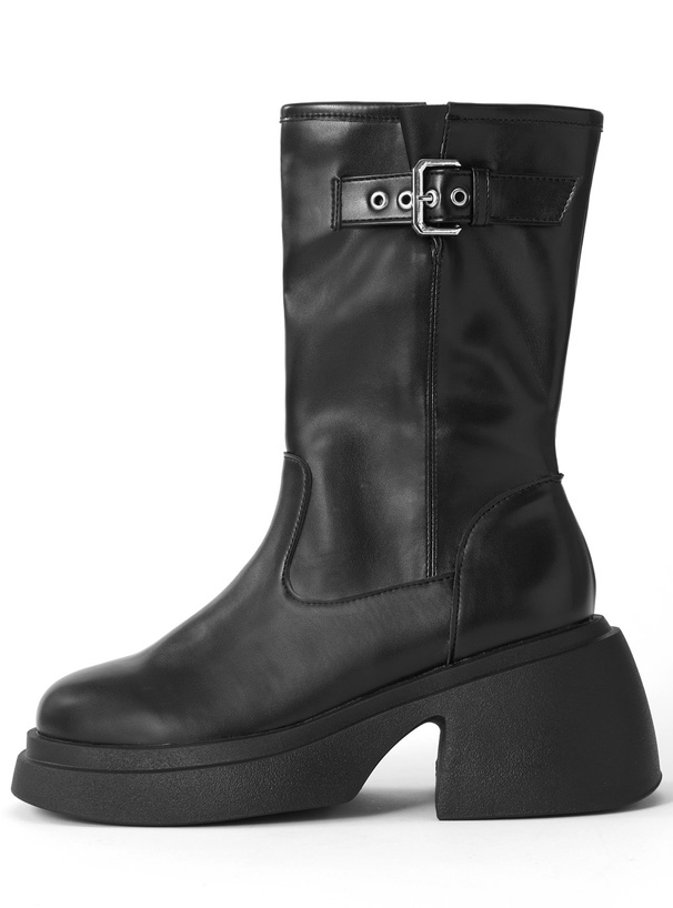 レザーミドルブーツ