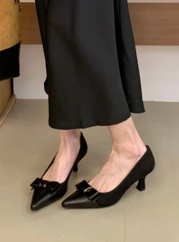 レザーリボン切替スエードパンプス