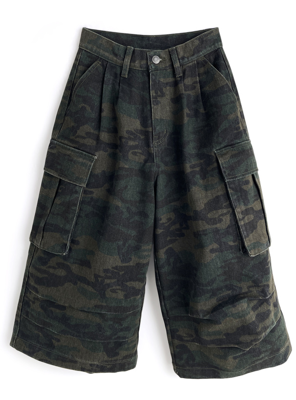 カモフラージュ柄カーゴハーフパンツ