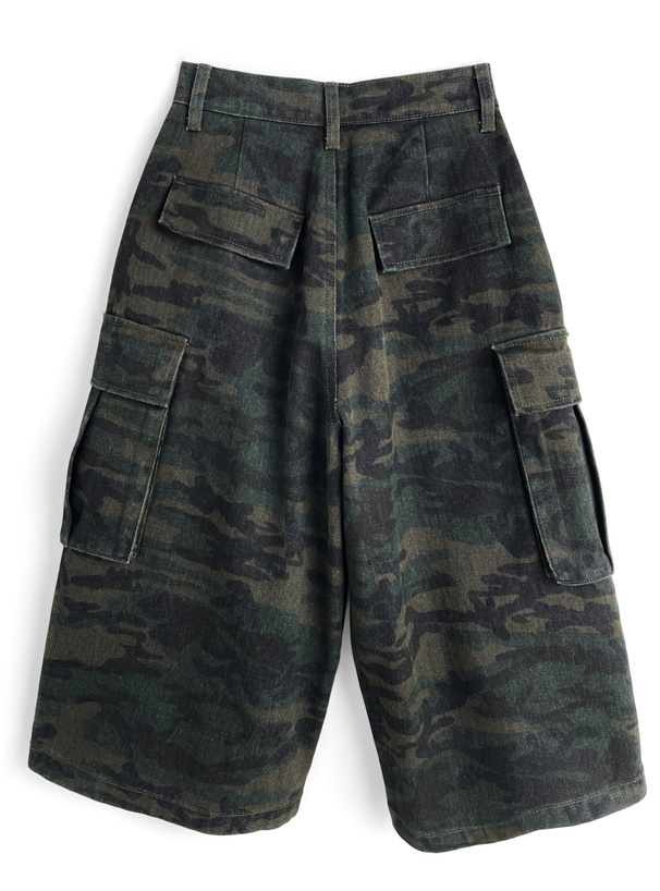 カモフラージュ柄カーゴハーフパンツ