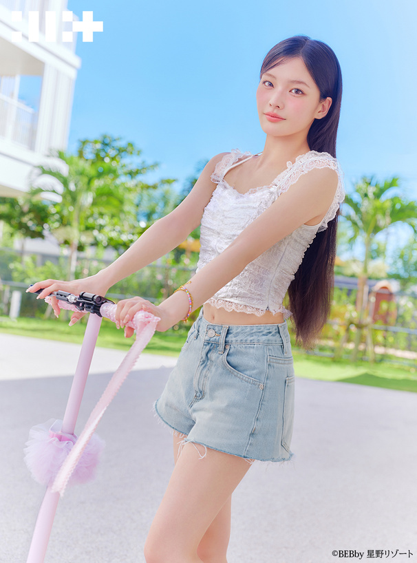 ILLIT アイリット BEB フリンジデニムショートパンツ