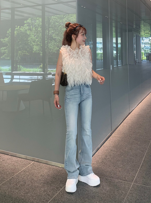 フレアデニムパンツ