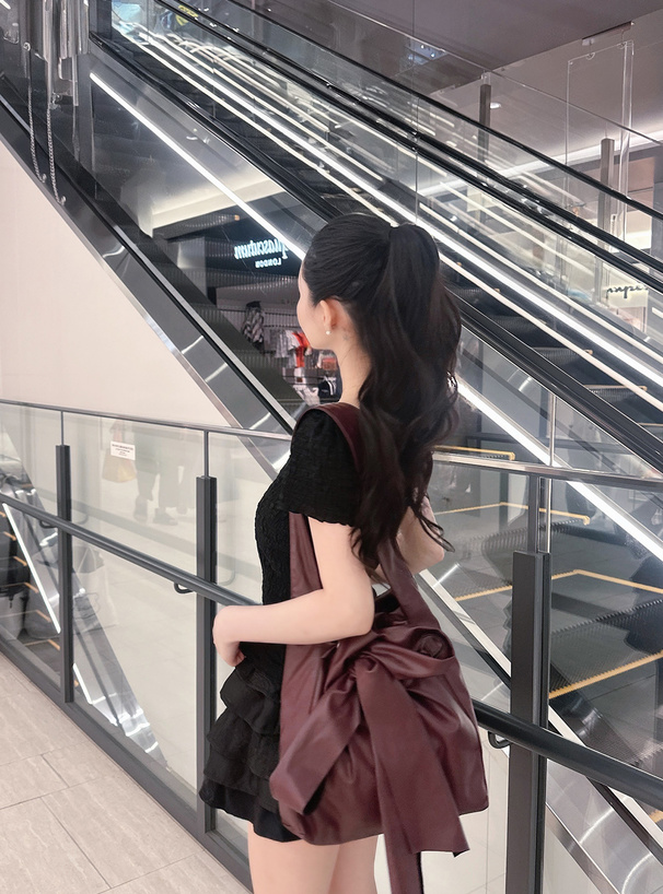 レザーリボンショルダーバッグ