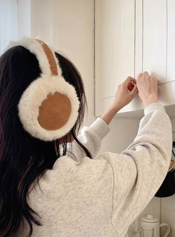 ムートン風イヤーマフラー