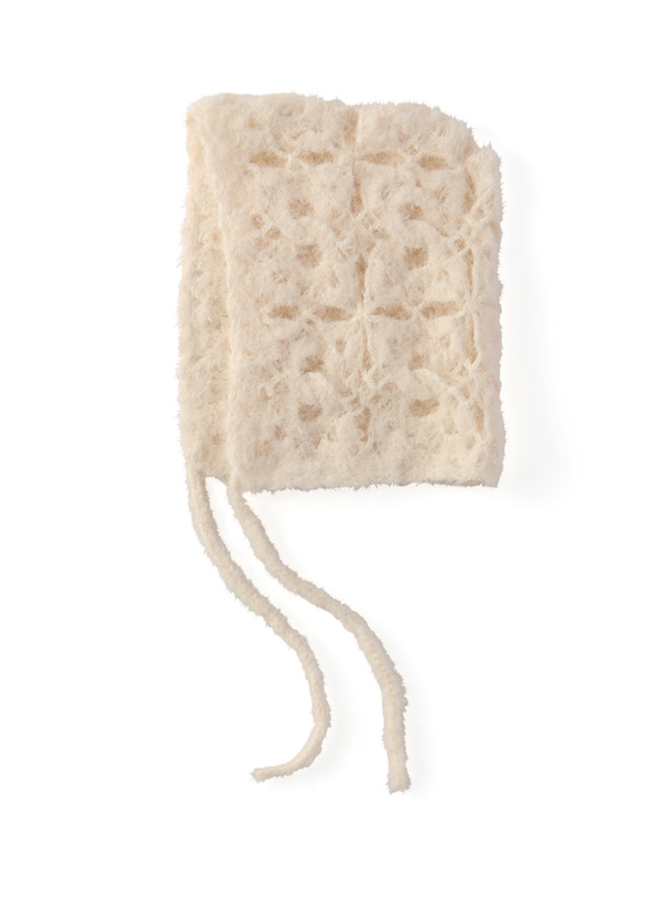 バブーシュカ風透かし編みニットキャップ