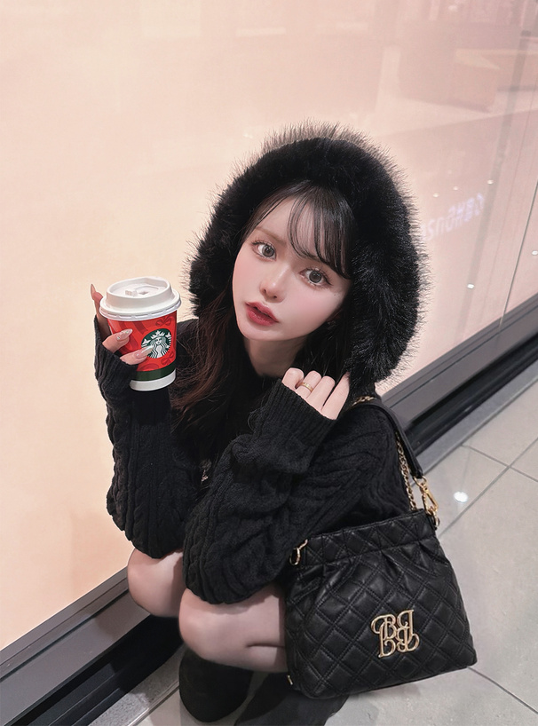 3Wayロゴプレートキルティングバッグ