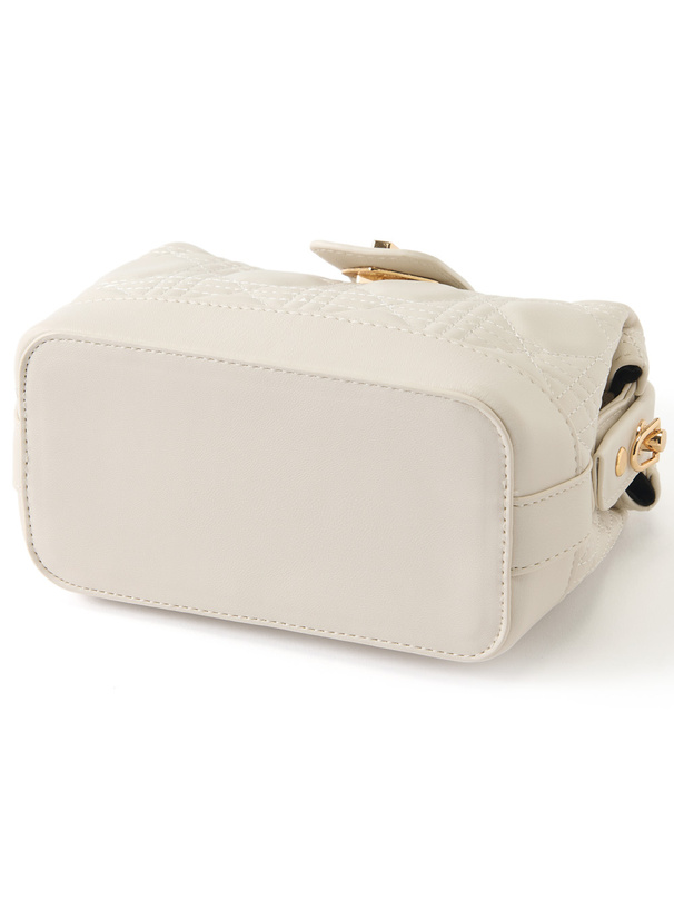 キルティングショルダーバッグ