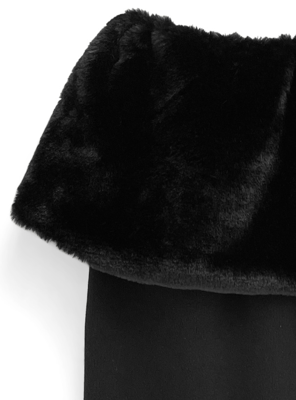 ファーペプラムタイトスカート