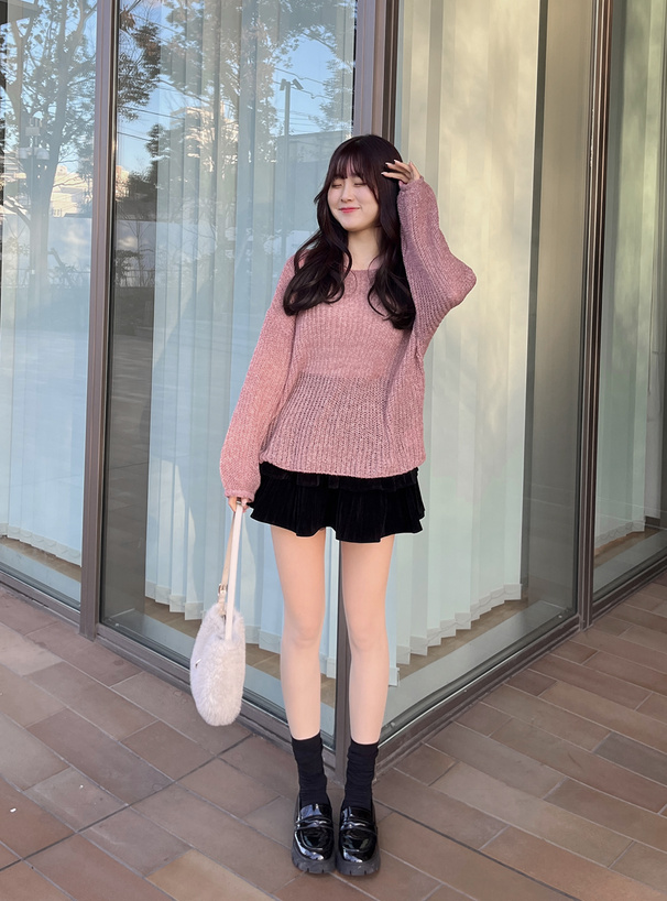 透かし編みニットトップス
