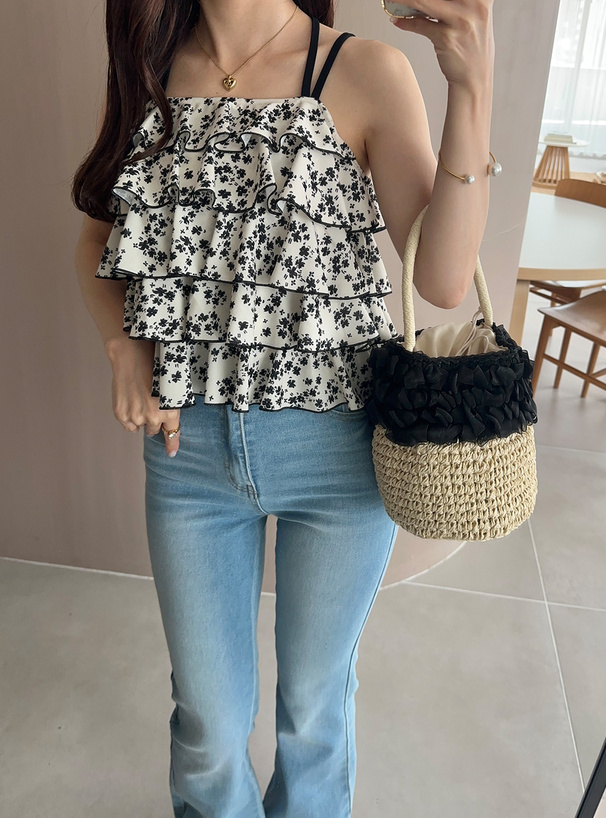 ホルターネックティアードフラワーブラウス
