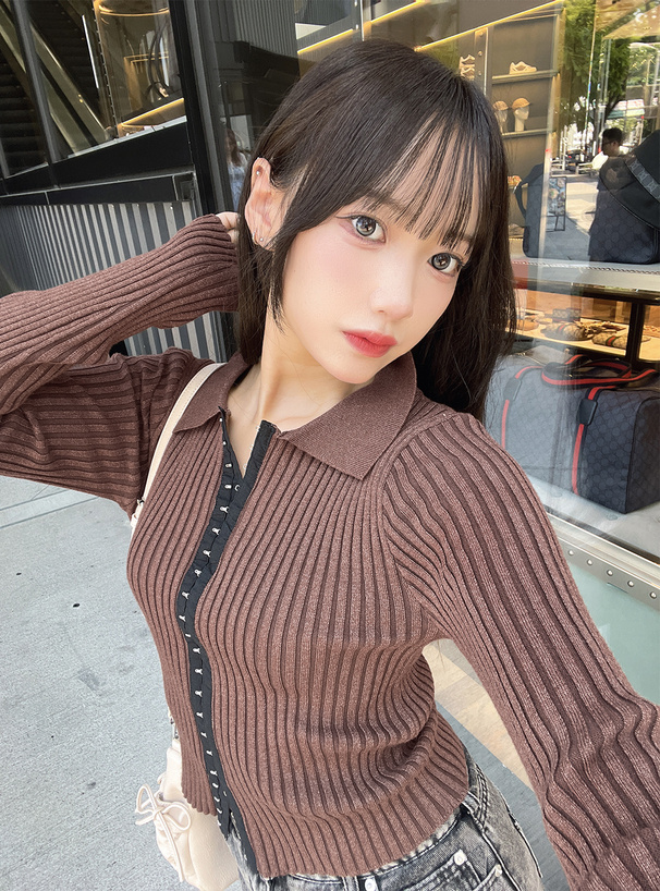 ホックデザインニットトップス