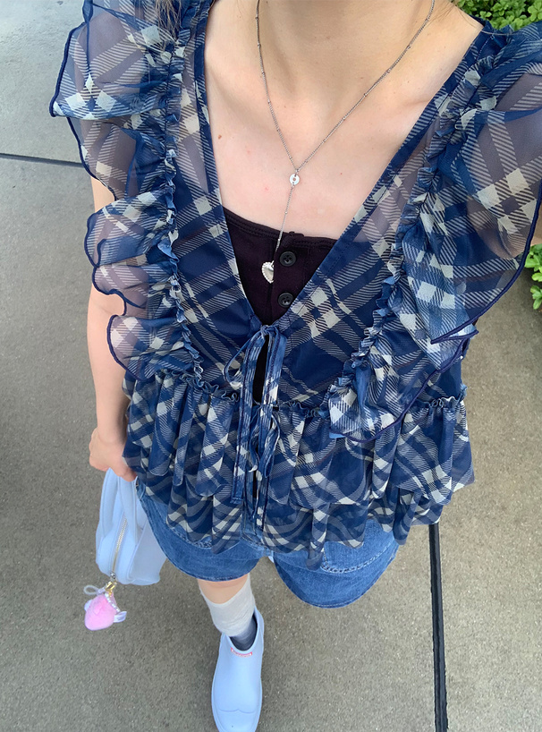 バイアスチェック柄フリルシアーベスト