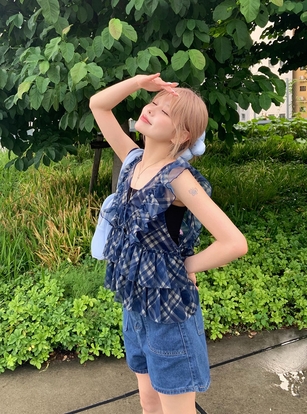 バイアスチェック柄フリルシアーベスト